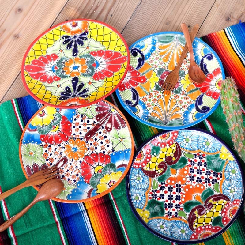 メキシコ　タラベラ焼　大皿　器 メキシコプエブラ州・陶器タラベラ焼き、ハチドリと花模様・壁掛け