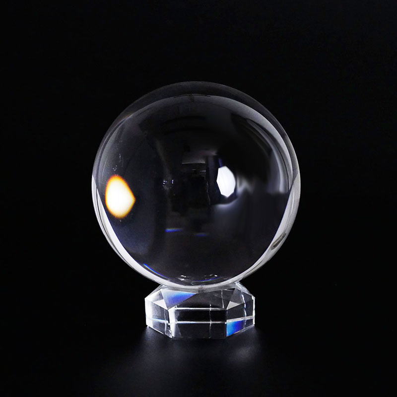 水晶球　約1.5kg 10㎝ 水晶球 約1.5kg 10㎝