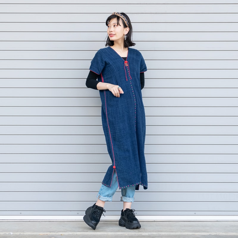 No.749 FILA ウルトラマリンブルーのワンピース✩.*˚XL✩.*˚ カレン族ボンボン付きインディゴワンピース｜マライカ公式通販