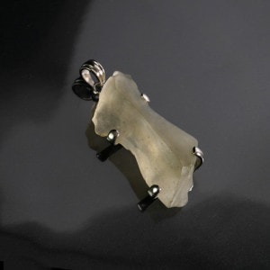 【極上,小粒】リビアングラス　７㎜ 極上,小粒】リビアングラス7㎜