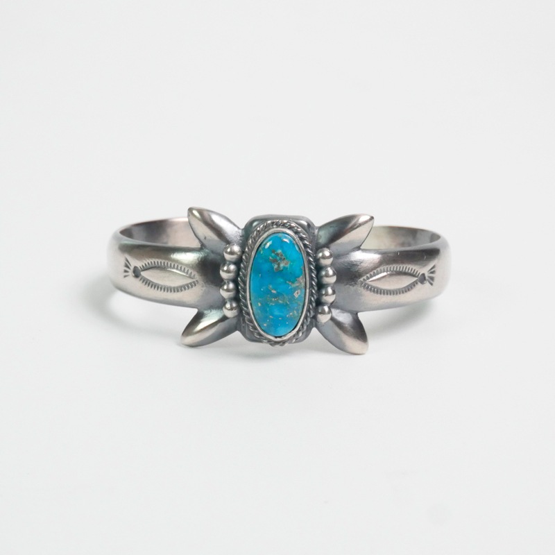 Navajo Harrison Bitsue キングマンターコイズ バングル