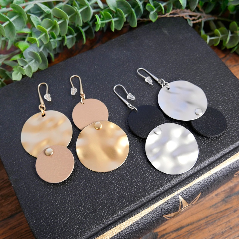 ツートンカラーピアス【メール便可】