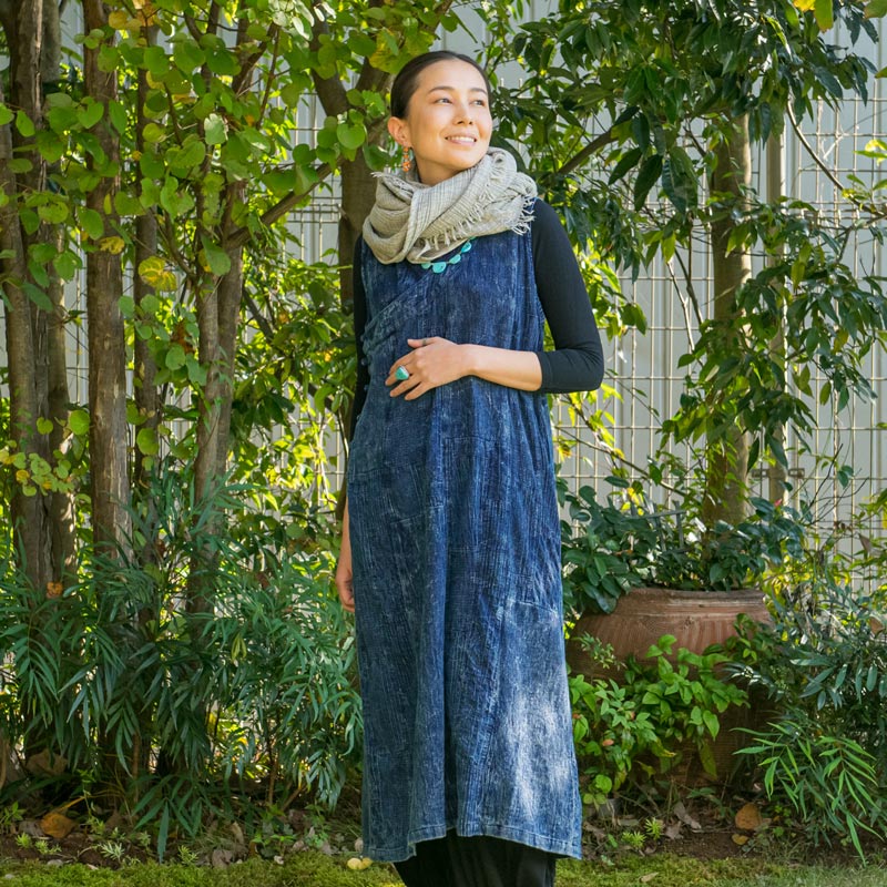 コットンストーンウォッシュノースリーブワンピース