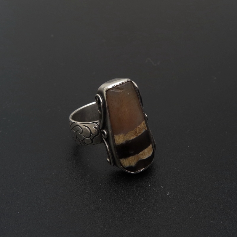 ジービーズ シルバーリング (Dzi beads)｜マライカ公式通販