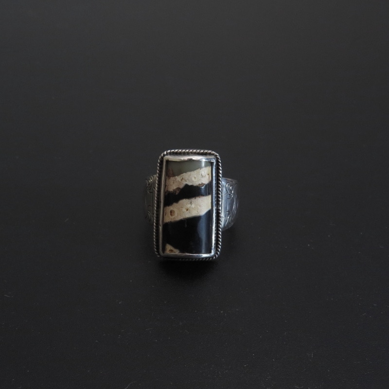 ジービーズ シルバーリング (Dzi beads)｜マライカ公式通販