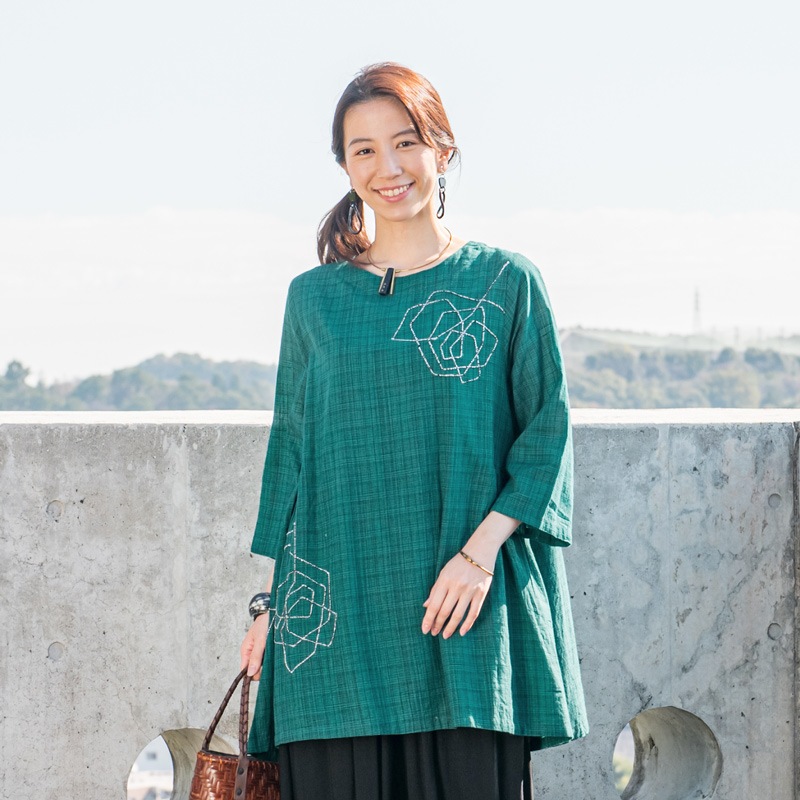 50%OFF　コットンリボンランダム刺繍プルオーバー　【メール便可】