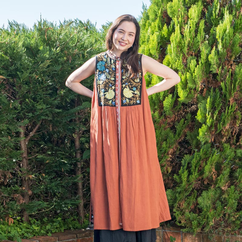 レーヨンフラックスアリ刺繍ノースリーブワンピース マライカ公式通販