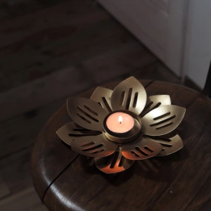 ロータスキャンドルホルダー｜マライカ公式通販