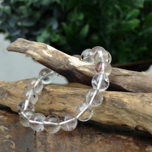 ガーネット入り水晶丸玉ブレスレット12mm｜マライカ公式通販