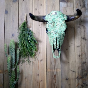 ネイティブアメリカ　ターコイズ石　牛の頭部オブジェ ネイティブアメリカ ターコイズ石 牛の頭部オブジェ ネイティブ