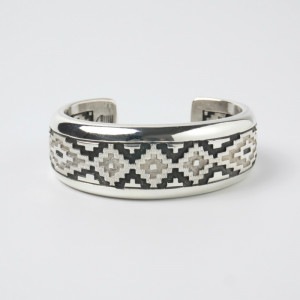 ダンジャクソン、プレーンシルバーバングル ダンジャクソン、プレーンシルバーバングル Dan Jacksonダン