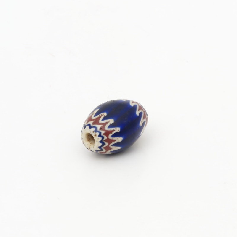 6層シェブロンビーズ　中玉　【Antique Venetian 6 Layer Chevron Beads】