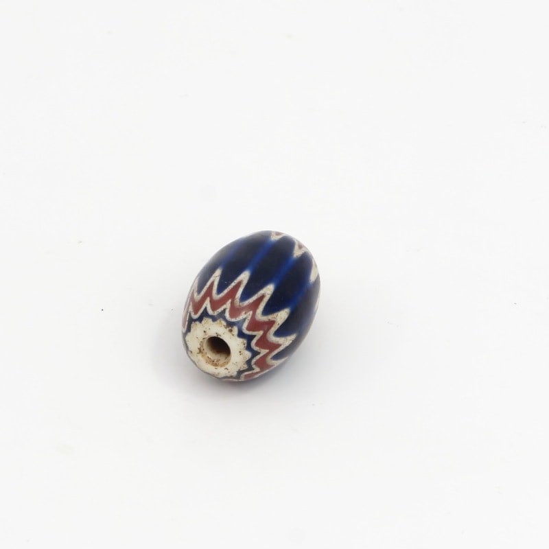 6層シェブロンビーズ　中玉　【Antique Venetian 6 Layer Chevron Beads】