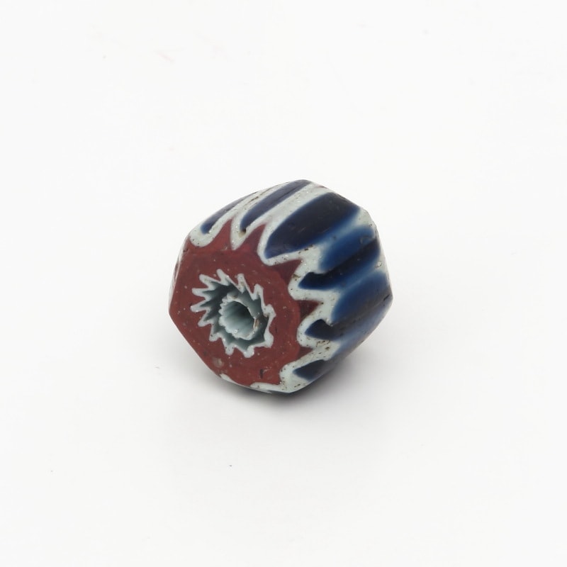 7層シェブロンビーズ 【Antique Venetian 7 Layer Chevron Beads