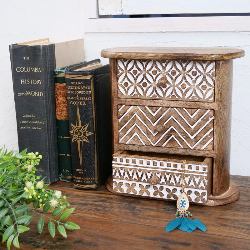 ウッドカービングキャビネット