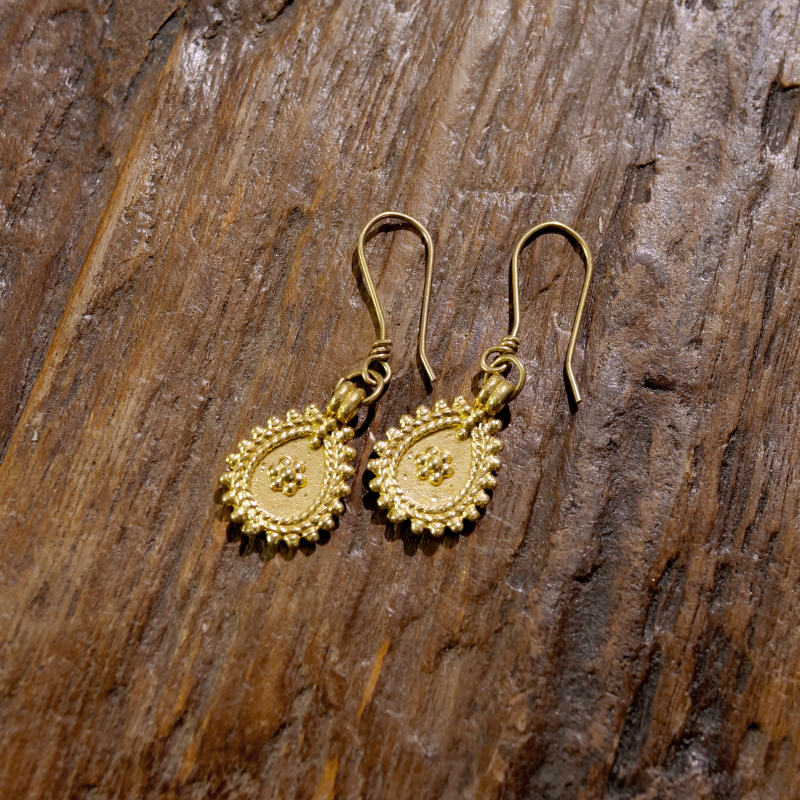 オリッサドロップピアス　【メール便可】