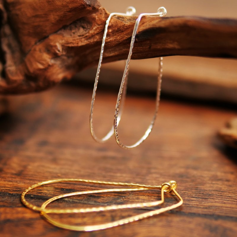 大ぶり軽量フープピアス　【メール便可】