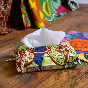 アフリカンプリントティッシュカバー【メール便可】｜マライカ公式通販
