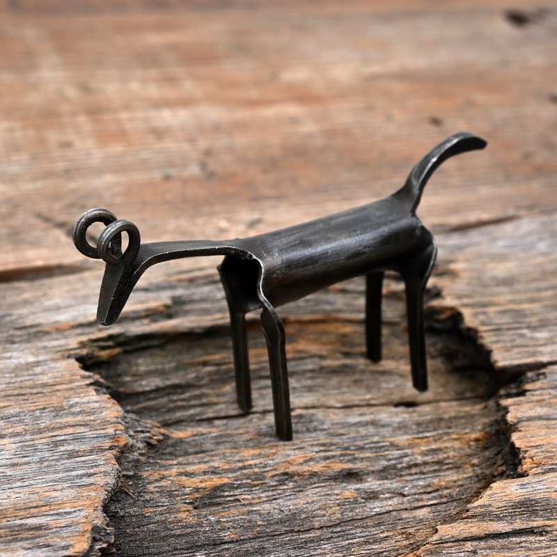 バスタルアイアンアニマルフィギュア 牛｜マライカ公式通販