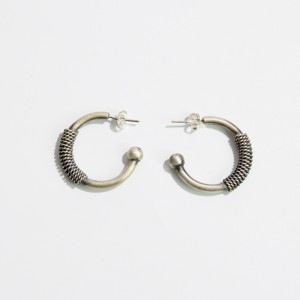 インディアンジュエリー　スティーブアルビソ　ワイヤーワークビッグフープピアス スティーブアルビソ ワイヤーワーク ビッグフープピアス｜マライカ公式通販