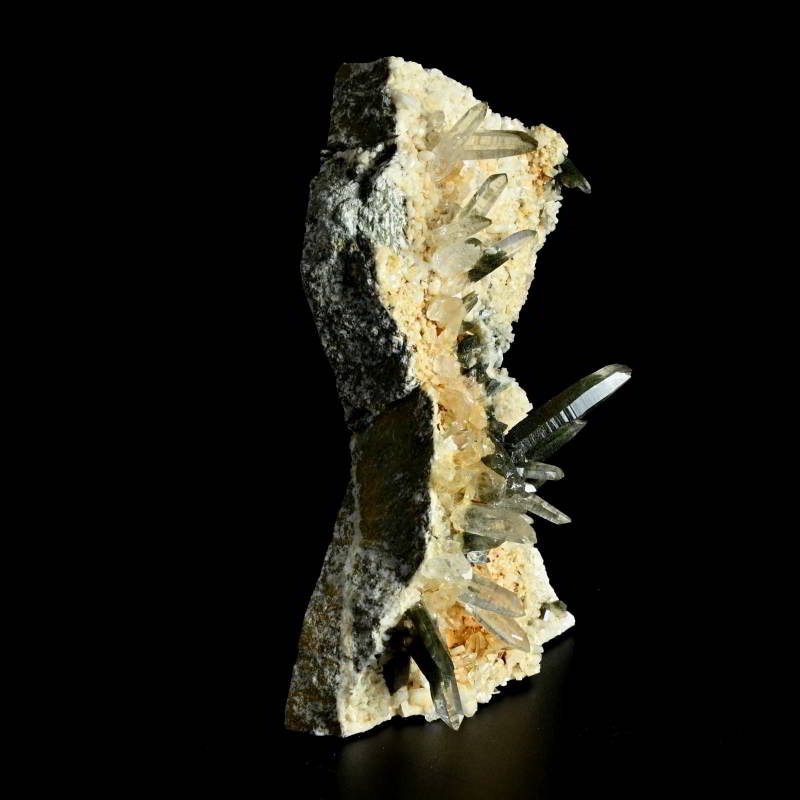 ヒマラヤ水晶　ガネーシュヒマール産　クラスター ガネーシュヒマール産ヒマラヤ水晶クラスター - ヒマラヤ水晶