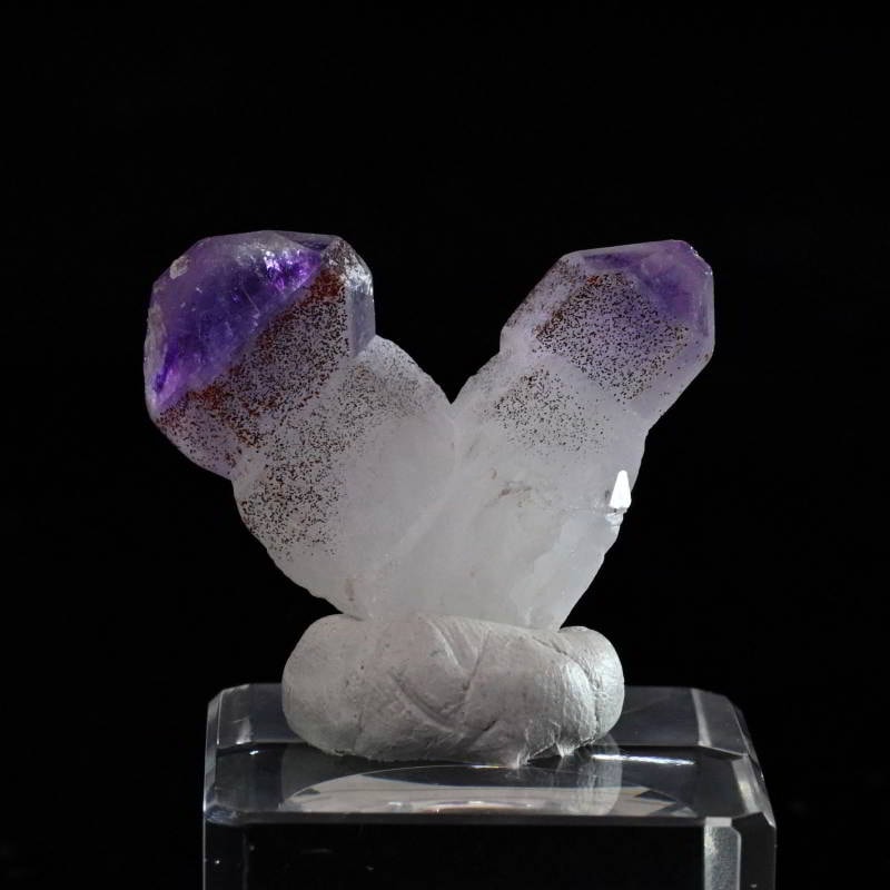 マダガスカル産アメジスト標本（日本式双晶）｜マライカ公式通販