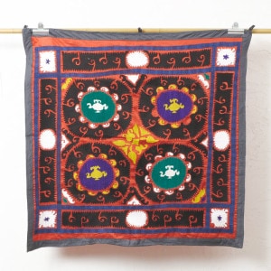 スザニ刺繍 マルチクロス スザンニ(スザニ) クロス 95cm×100cm｜マライカ公式通販