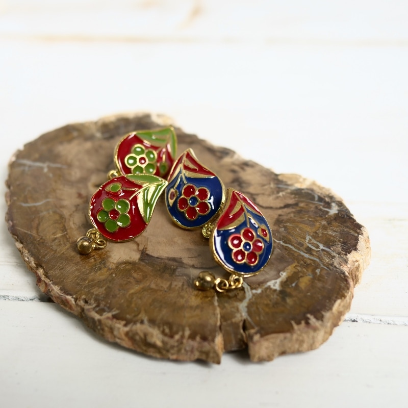 ミナカリドロップピアス　【メール便可】