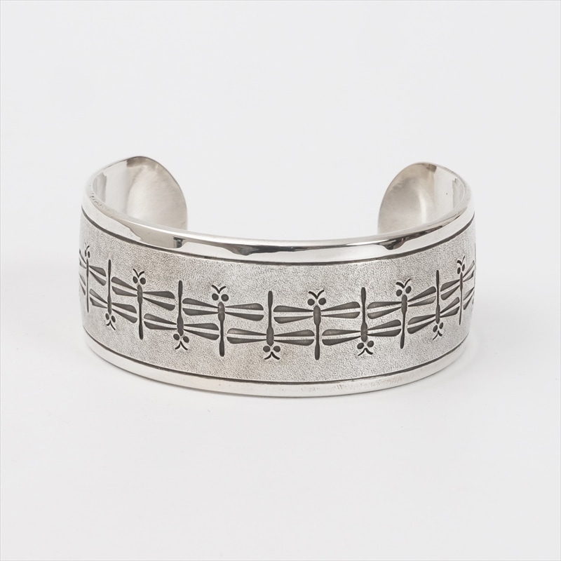 インディアンジュエリー ナバホ ナターシャペシュラカイ スタンプ バングル