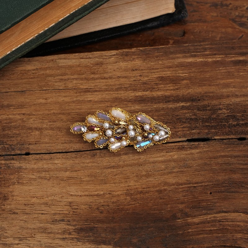 ヒヤシンスビジューブローチ【メール便可】