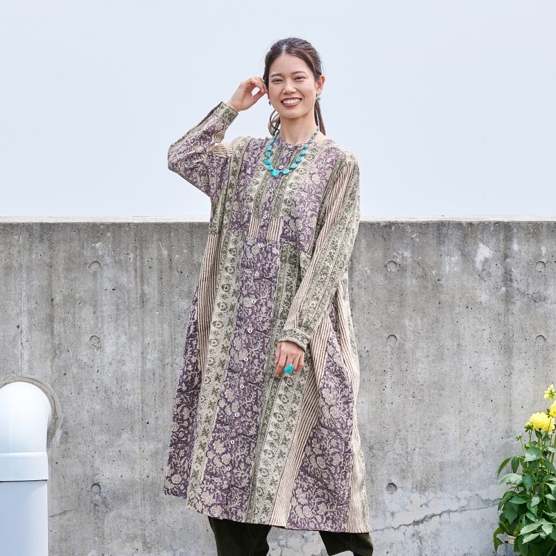 50%OFF　バグループリント前あきワンピース