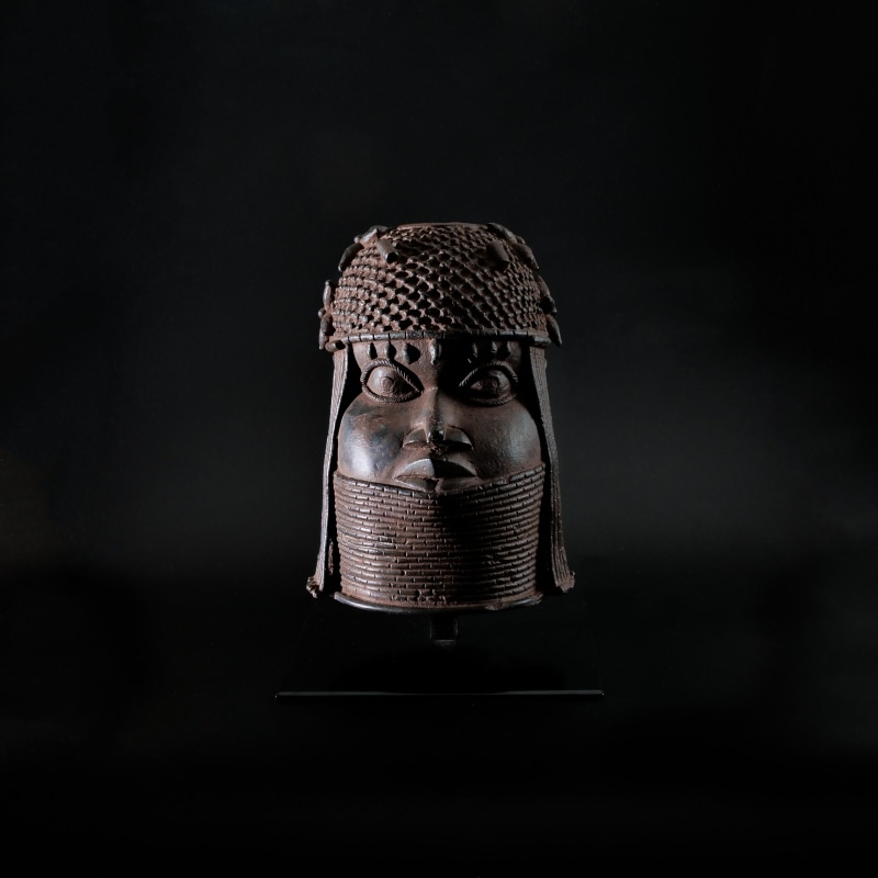 コレクションアイテム】ベニン王国ブロンズ 王（Oba）の頭像