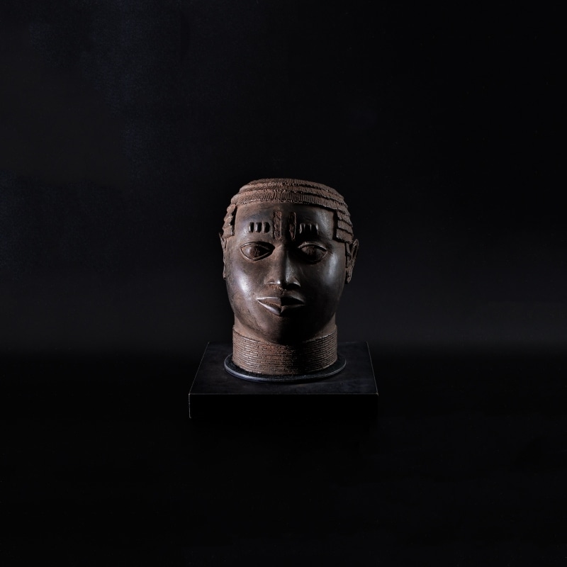 コレクションアイテム】ベニン王国ブロンズ 王(Oba)の頭像
