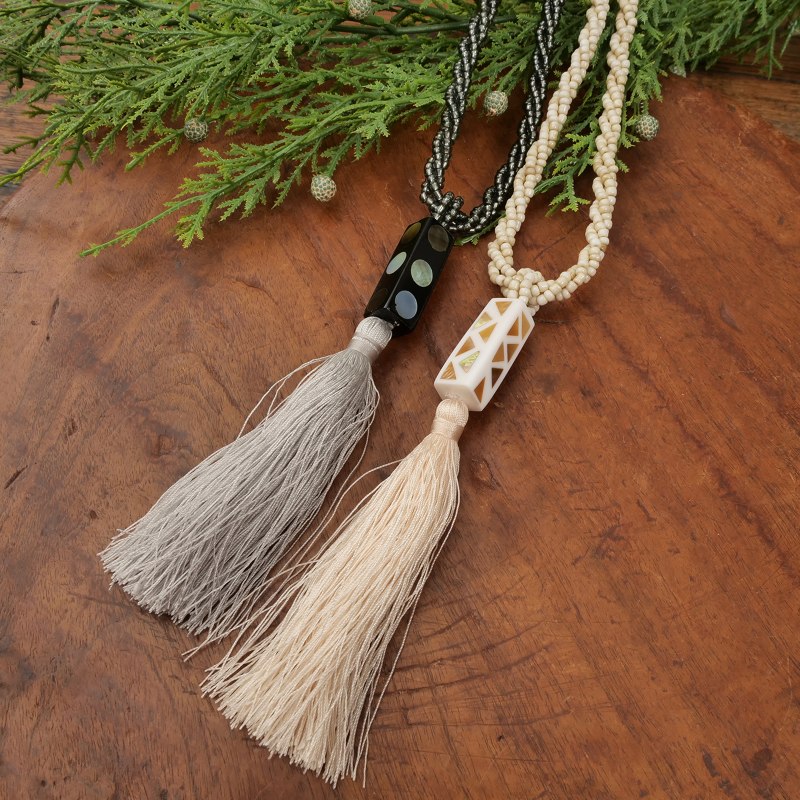 伝統的な石製タッセル装飾品 シェル×タッセルネックレス【メール便可】｜マライカ公式通販