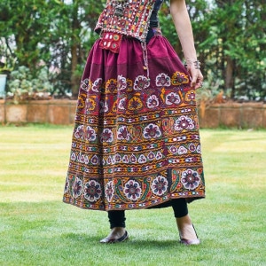 アヒール族カガラスカート｜マライカ公式通販