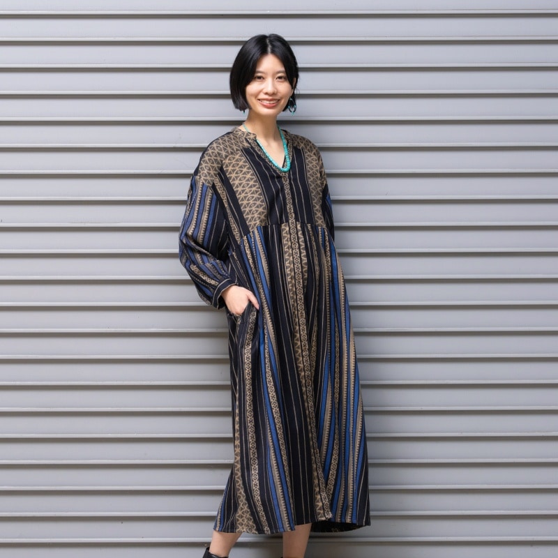 30%OFF コットン幾何ストライププリント切替前あきワンピース