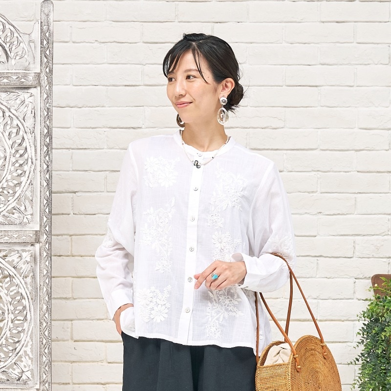 コットンラクノウ刺繍スタンドカラーブラウス｜マライカ公式通販