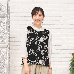 月末特価【レア】HISAO SAITO ウール ベスト M 刺繍 アーカイブ レア】HISAO SAITO ウール ベスト M 刺繍 アーカイブ