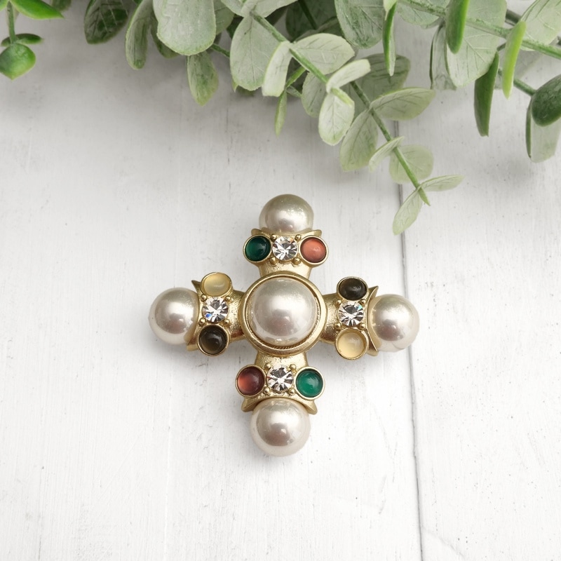 クラシカルビジューブローチ【メール便可】