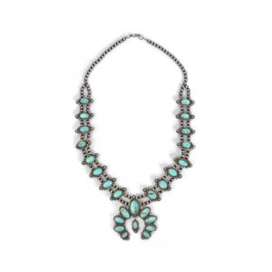 ナバホ族 Larose Ganadonegro パイロットマウンテン ナジャネックレス