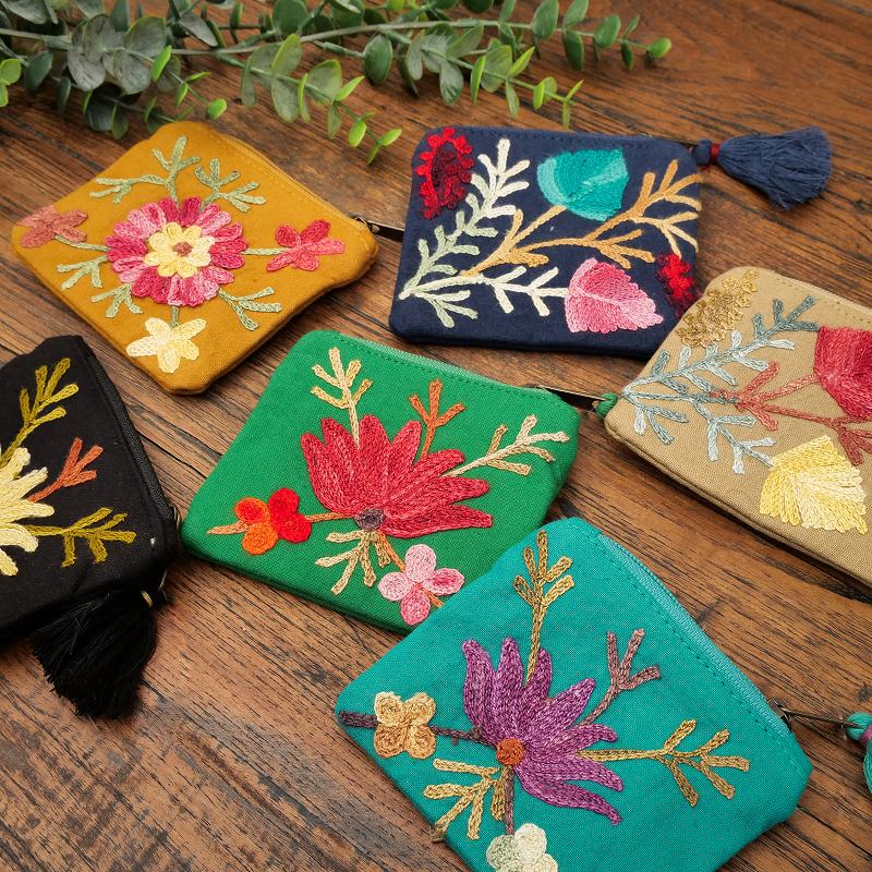50%OFF フラワーアリ刺繍ポーチS【メール便可】｜マライカ公式通販