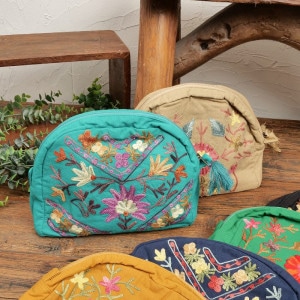 アリス 手刺繍のポーチ アリス』手刺繍のポーチ