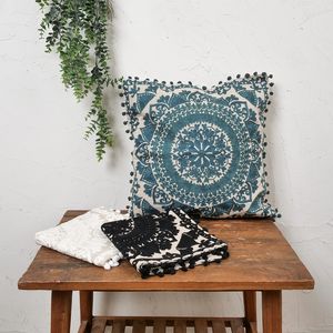 【リネン刺繍　桜坂美野様オーダー専用ページ】クッションカバー　ボートポーチ リネン刺繍 桜坂美野様オーダー専用ページ】クッションカバー