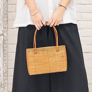 あ*こ様 お値下げ♪【AMACA】アマカ　編み込み　バッグ＊ブラック／ゴールド★ DAVIS】フラップトートバッグ(バッグ・ポーチ)｜AMACA(アマカ)の