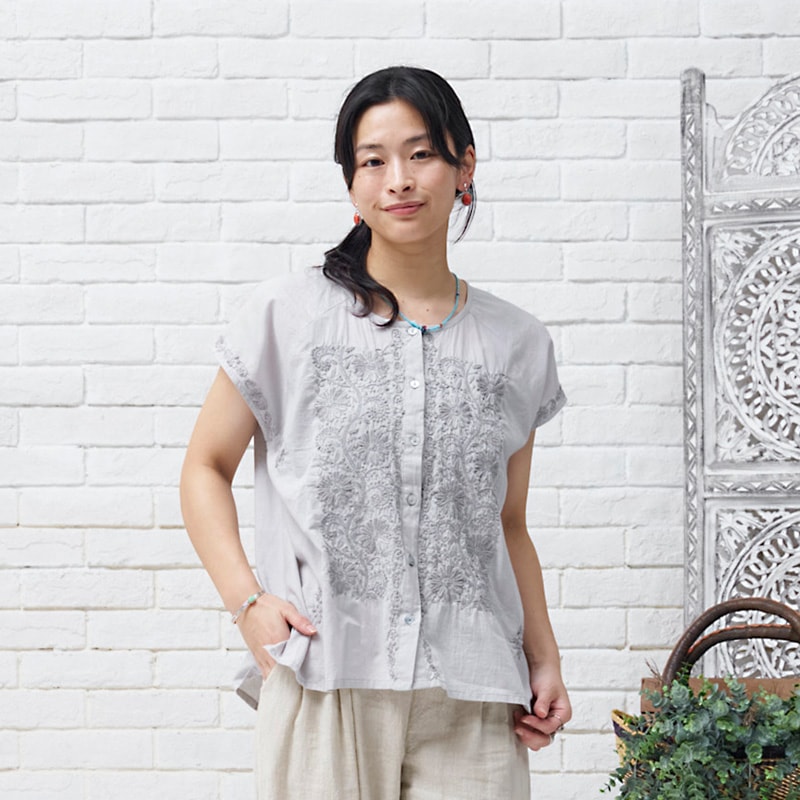 コットンラクノウ刺繍ノースリーブ N｜マライカ公式通販