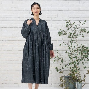 maariさん着用　ポプリンスタンドネックワンピース フード付き裾バルーンスタンドネックワンピース ［Soiunique