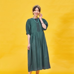 30%OFF コットンレース使い肩シャーリングワンピース｜マライカ公式通販