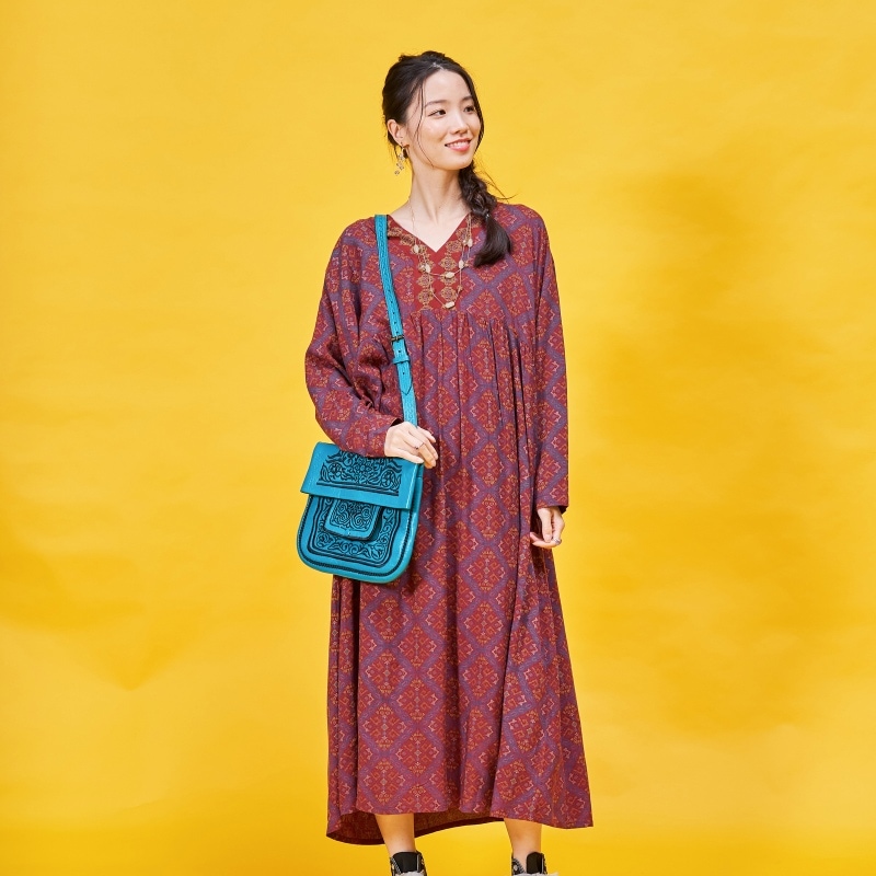 レーヨン幾何ラグ柄プリントワンピース｜マライカ公式通販