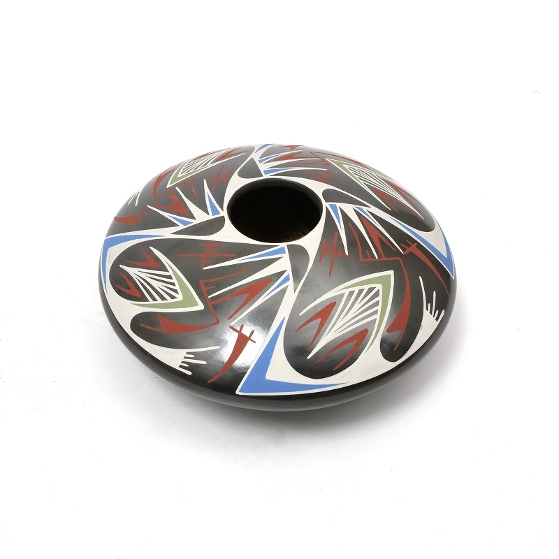 マタ・オルティス陶器　by Octavio Gonzalez　シードポット　ブラック　円盤型　壺　赤塗り