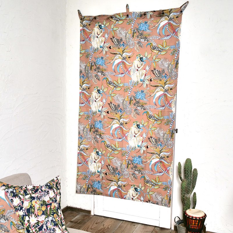 アニマルプリント ドアカーテン【メール便可】　99cm×180cm